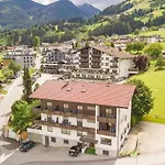 Wohlfuehlhotel Schiestl 4* 푸겐