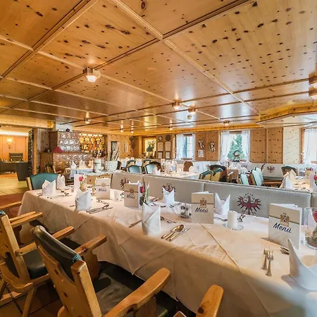 Wohlfuehlhotel Schiestl 호텔 푸겐