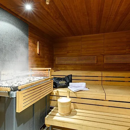 Wohlfuehlhotel Schiestl 4* フューゲン