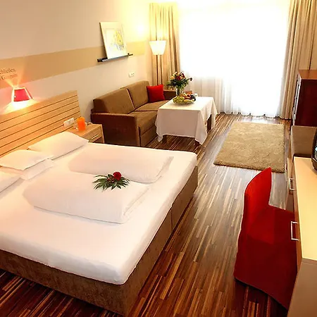 Wohlfuehlhotel Schiestl 4* フューゲン