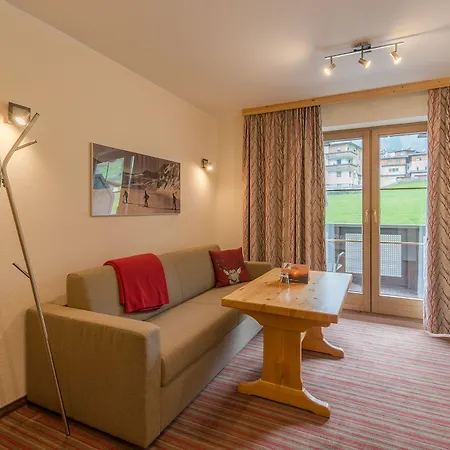 Wohlfuehlhotel Schiestl 4* 푸겐