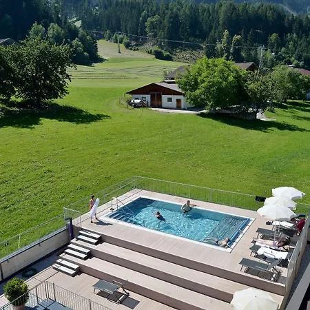 ホテル Wohlfuehlhotel Schiestl