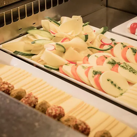 Wohlfuehlhotel Schiestl Hotel 4*