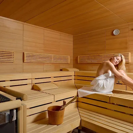 Wohlfuehlhotel Schiestl 4*