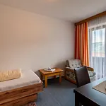 Wohlfuehlhotel Schiestl Hotel Fügen