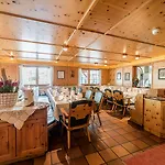 Wohlfuehlhotel Schiestl Hotel