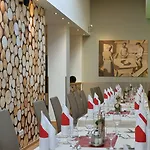 Wohlfuehlhotel Schiestl Hotel Fügen
