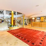 Wohlfuehlhotel Schiestl Hotel Fügen
