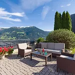 Wohlfuehlhotel Schiestl 4*