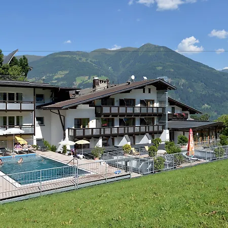 Wohlfuehlhotel Schiestl 4*