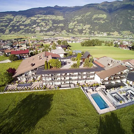 Wohlfühlhotel Schiestl Fügen